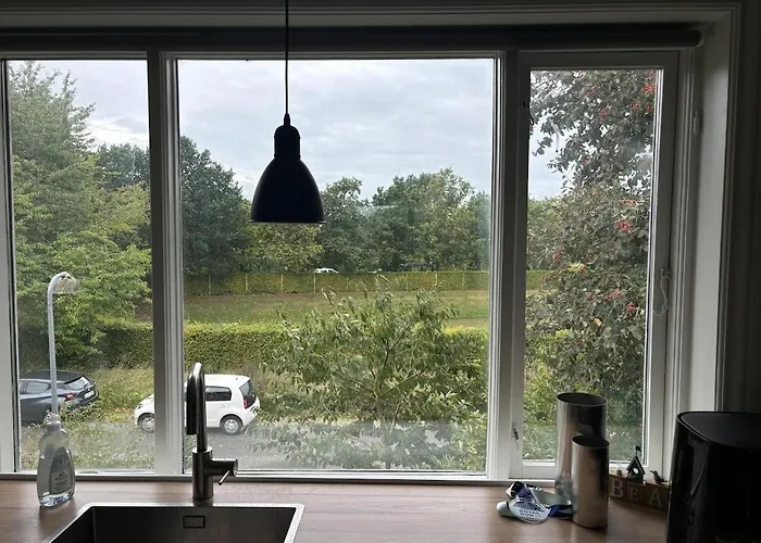 Bright, Well Furnished Hillerod